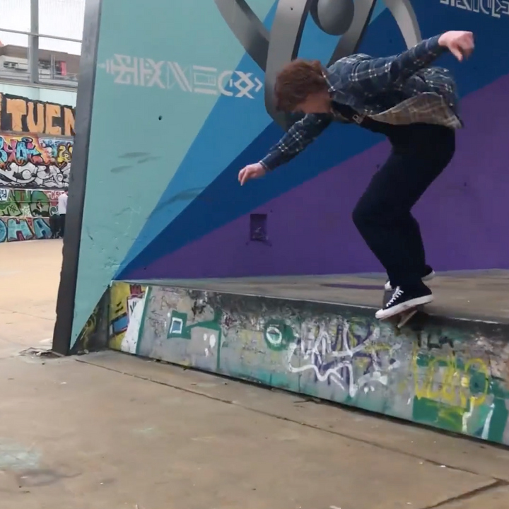 TOM'S SUITCASE // LEWIS CRUISE